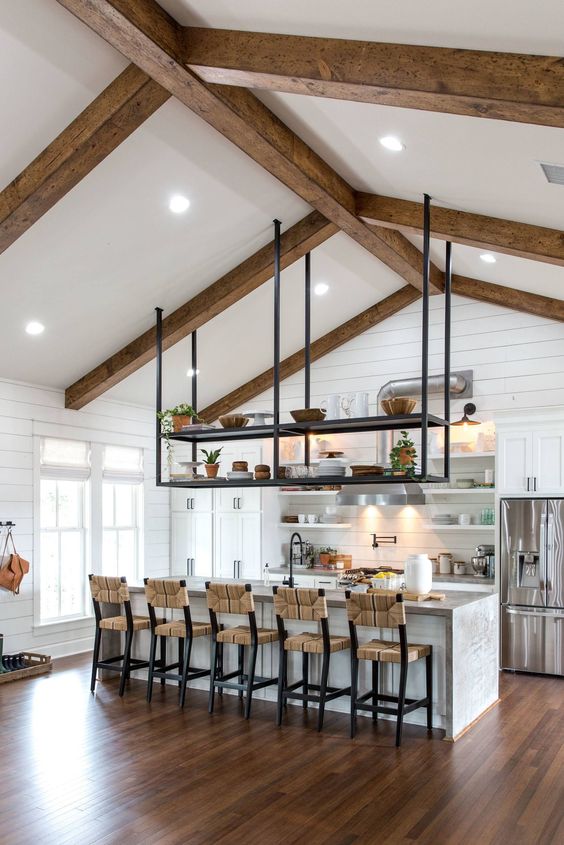 15 Best Kitchens by Joanna Gaines - A round up post of the best kitchens by Joanna Gaines! HGTV's Fixer Upper designer. Country rustic and modern charm. Kitchen renovations. #Joannegaines #HGTV #fixerupper #kitchens