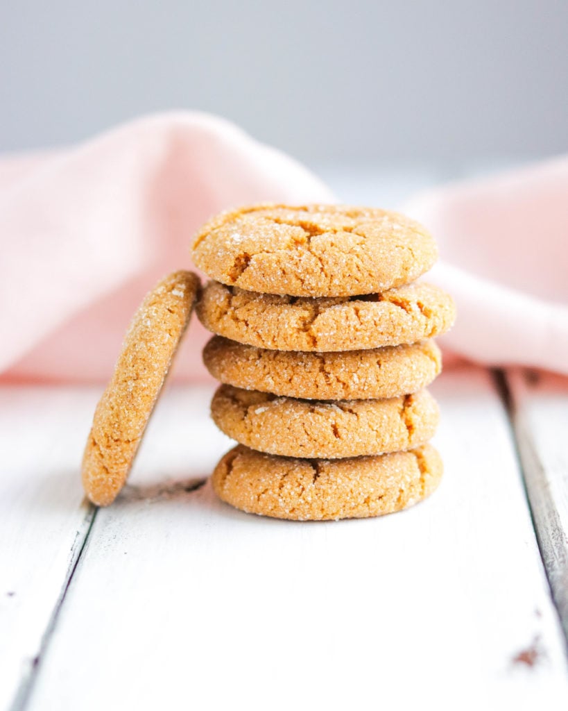 These healthier ginger molasses cookies are crunchy on the outside yet chewy on the inside. Using oat and almond flour, and non processed sugars, these cookies will leave you feeling guilt freeThese healthier ginger molasses cookies are crunchy on the outside yet chewy on the inside. Using oat and almond flour, and non processed sugars, these cookies will leave you feeling guilt free! #gingermolassescookies #healthy || Nikki's Plate