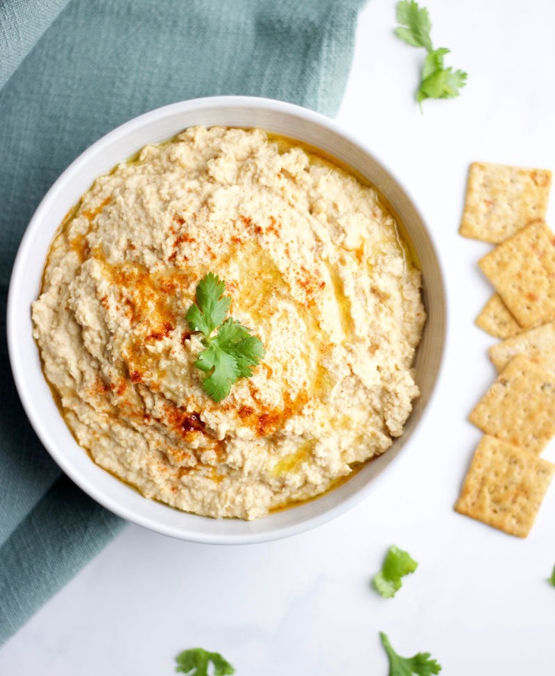 Healthy Super Bowl Appetizers (Vegan, Gluten Free, Sugar Free) || Hummus, spicy, easy, chipotle, dip #hummus || Nikki's Plate