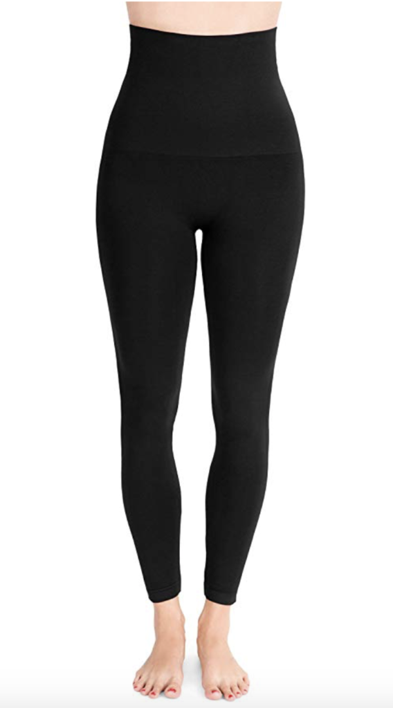 My Postpartum Must Haves: a serious pair of leggings will save your live after giving birth!