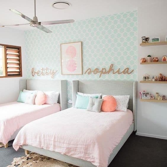 Here are 9 bedroom style tips for twins! Take a classic children's bedroom and off a stylish twin twist with these unique interior design ideas! #TwinBedrooms #TwinRooms || Nikki's Plate