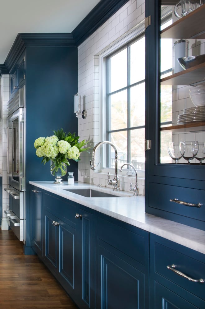 Pretty Blue Kitchen Design Ideas; scrap the white kitchens, blue kitchens are the hottest new design trend! Here are some beautiful examples of all blue kitchens!