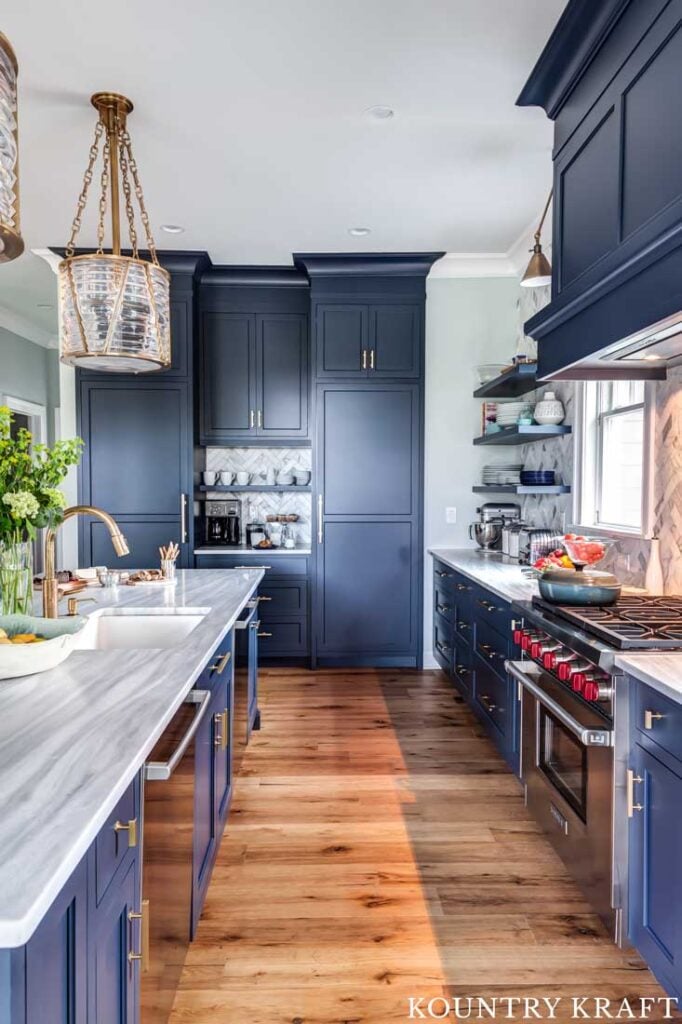 Pretty Blue Kitchen Design Ideas; scrap the white kitchens, blue kitchens are the hottest new design trend! Here are some beautiful examples of all blue kitchens!