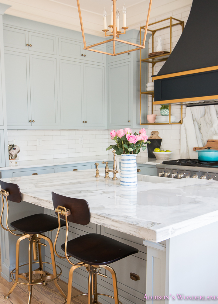 Pretty Blue Kitchen Design Ideas; scrap the white kitchens, blue kitchens are the hottest new design trend! Here are some beautiful examples of all blue kitchens!