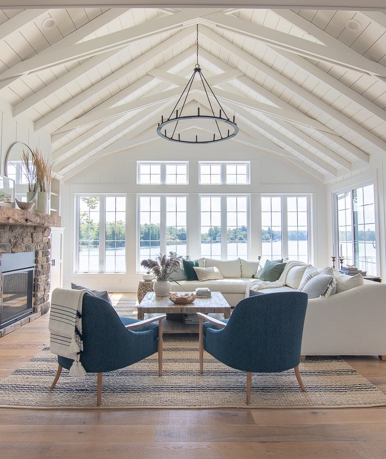 Best Home Decor Instagram Accounts You Should Be Following; Cottage, waterfront, white 
