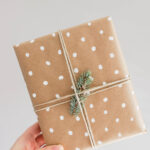 Easy Rustic DIY Christmas Wrapping; Here are three present ideas for you to get creative with for your rustic Xmas gifting! White Dots with greenery and twine || Nikki's Plate #rusticgiftwrapping