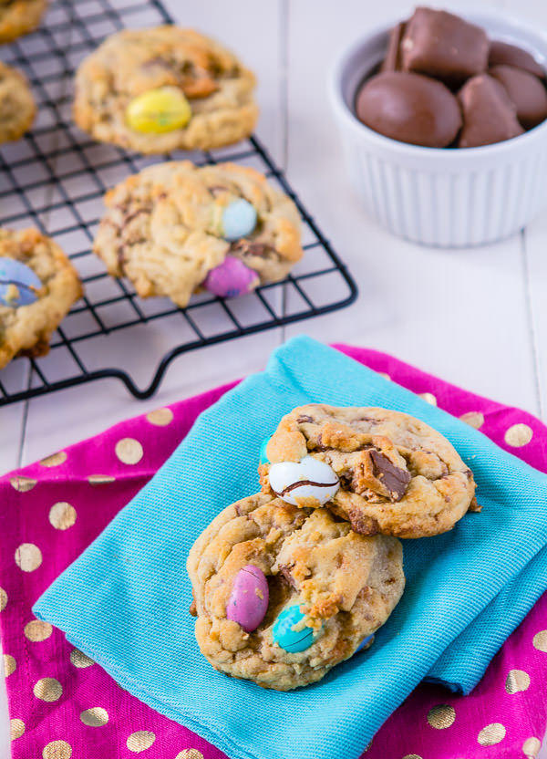 Mini Eggs Cookies - 25 Creative Leftover Mini Eggs Recipes to Try This Easter; delicious and sweet recipes using extra Cadbury mini eggs - Baked goods, sweets, and cakes! 