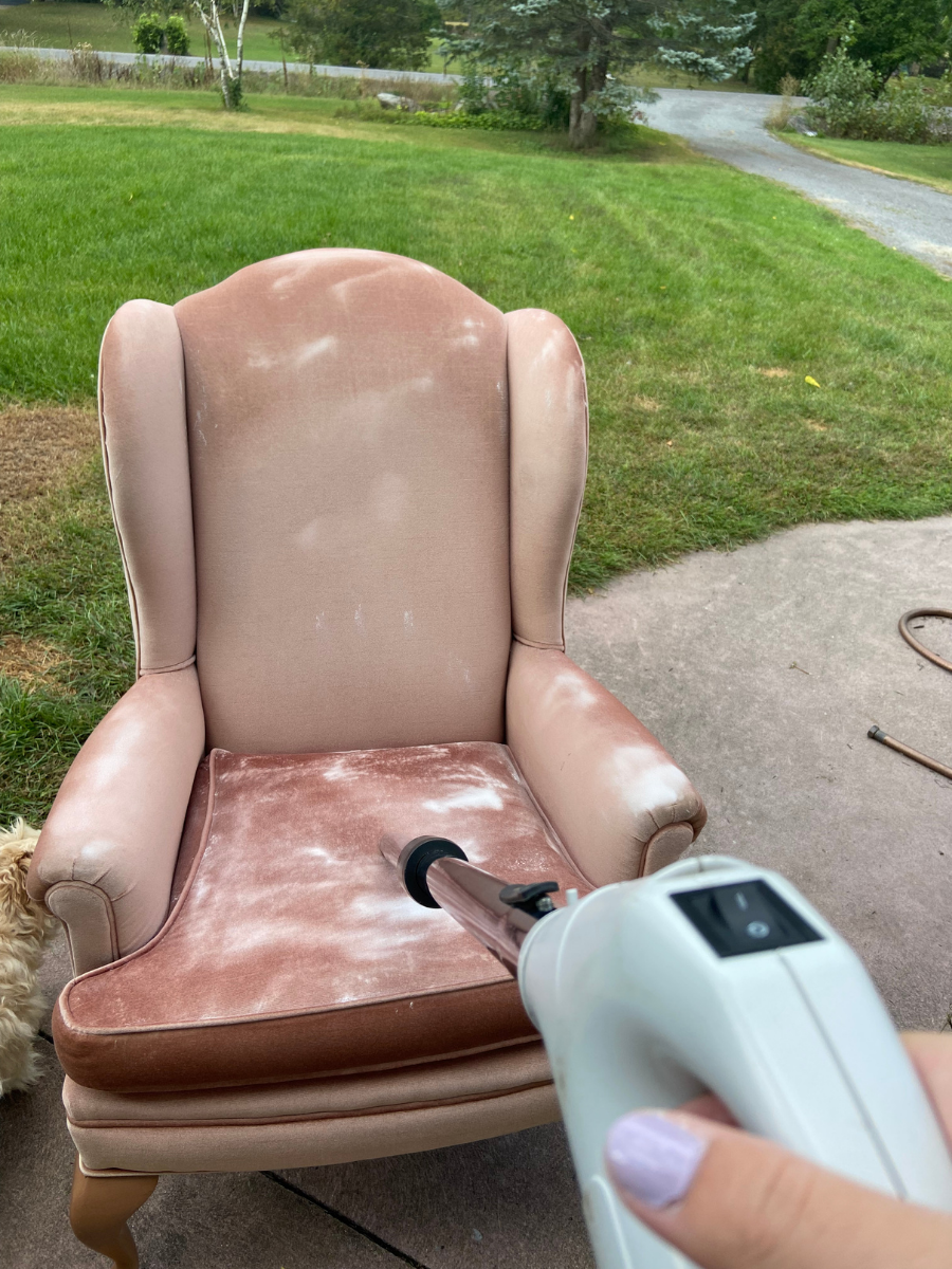 How To Clean Upholstered Chairs with Baking Soda; Learn how to clean upholstery chairs with baking soda to remove spills from kids, food stains, dirt, odors from pets, and other smudges/stains!