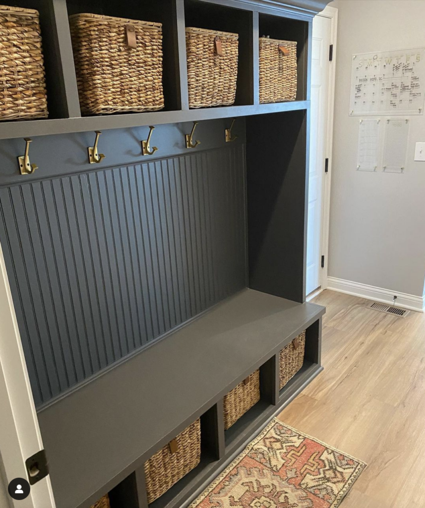 39 Tips to Decorate a Mudroom on a Budget; wicker baskets, built ins