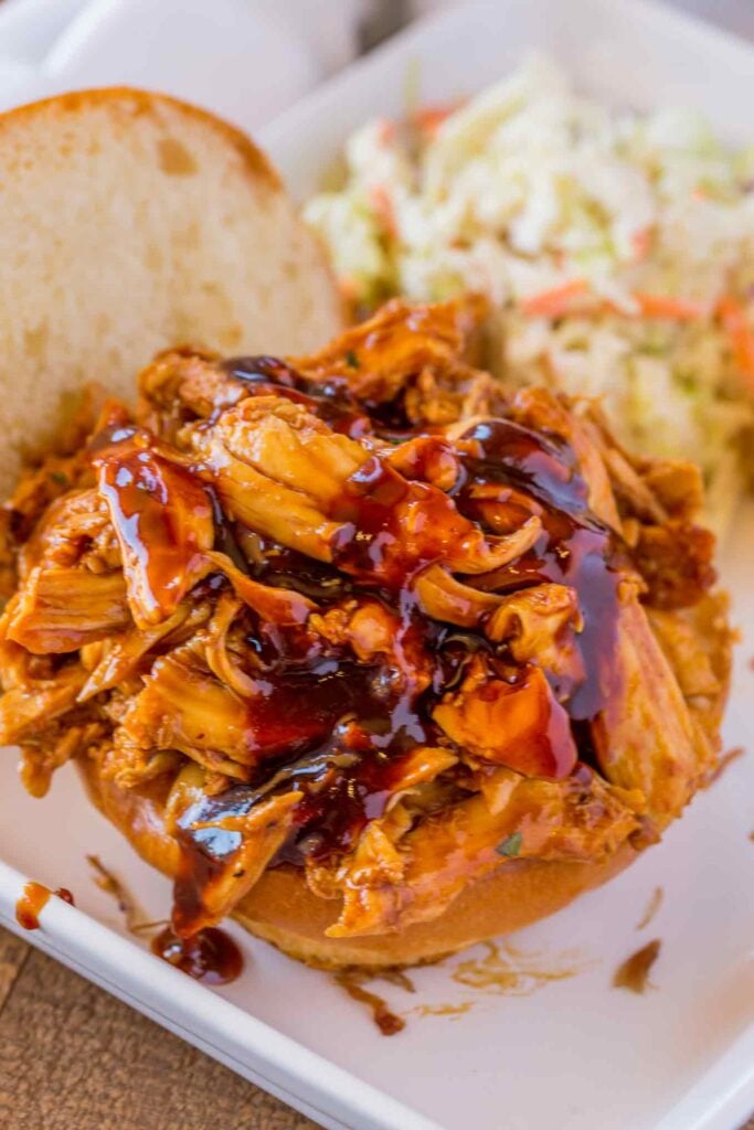 What to Serve with Shredded BBQ Chicken; here are food + drink recipes and ideas to pair with your favourite shredded BBQ chicken!