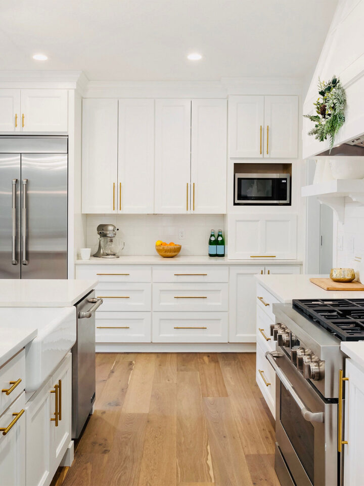 35 Beautiful White Kitchen with Brass Hardware Nikki's Plate