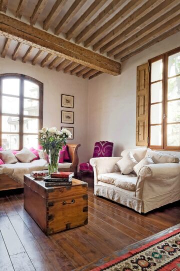15 Best European Farmhouse Living Room Design Ideas NP European Farmhouse Living Room Design Ideas 6 360x541