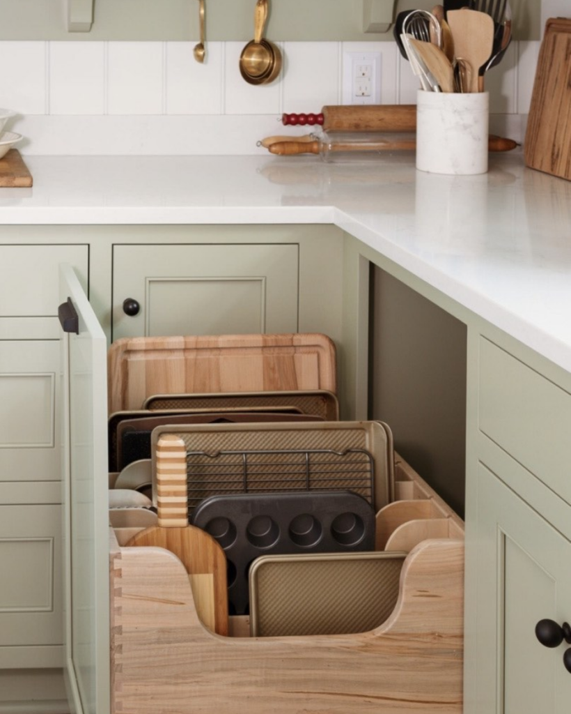 hidden kitchen storage, pullout drawer in kitchen, sheet organization