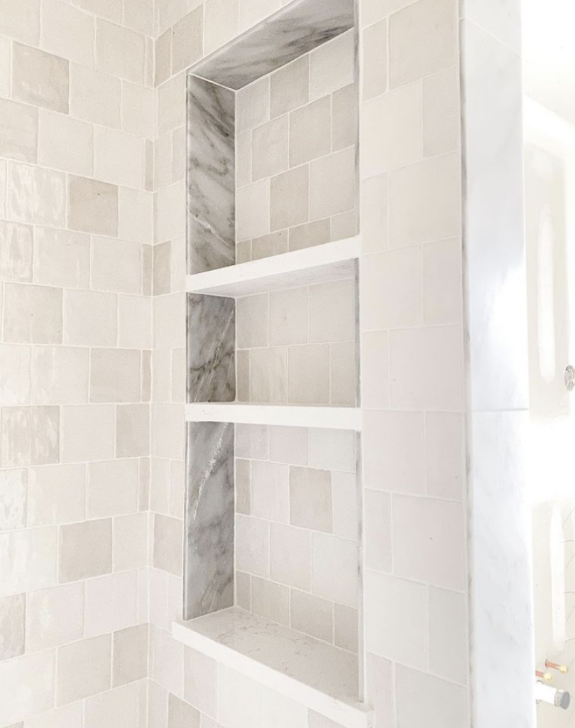 Custom Shower with Ceramic White Glossy Tile with shower niche