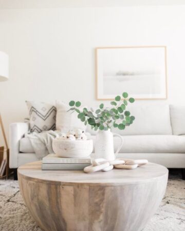 How To Style a Round Coffee Table; a guide to styling a coffee table! Tips and tricks for the perfect round coffee table set up!