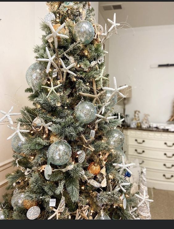 Beach Themed Christmas Ornaments; A collected list of Beach Christmas Ornaments, Seashell Christmas Ornaments, beach themed christmas tree ornaments, beach christmas, coastal christmas ornaments, seaside Christmas Ornaments, Shell Christmas Ornaments, and more!