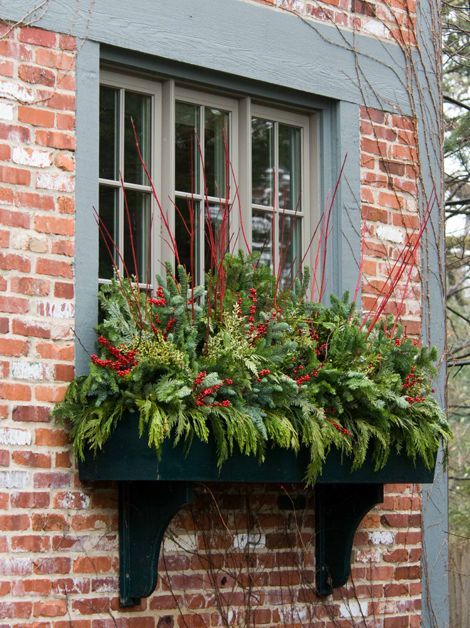 Christmas window boxes ideas; a list of all the beautiful Christmas window box designs and decor ideas. 