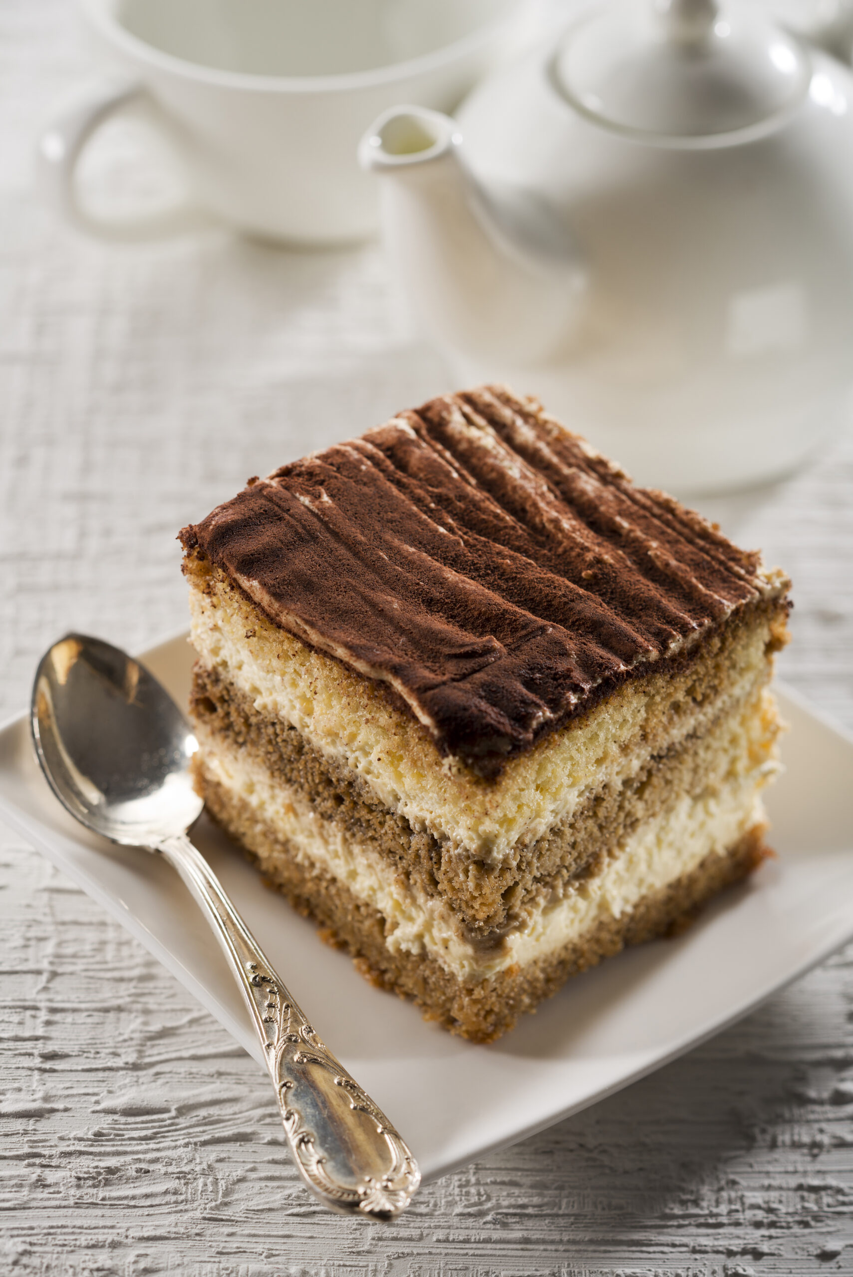 Must Try Food When on Vacation in Italy:Tiramisu