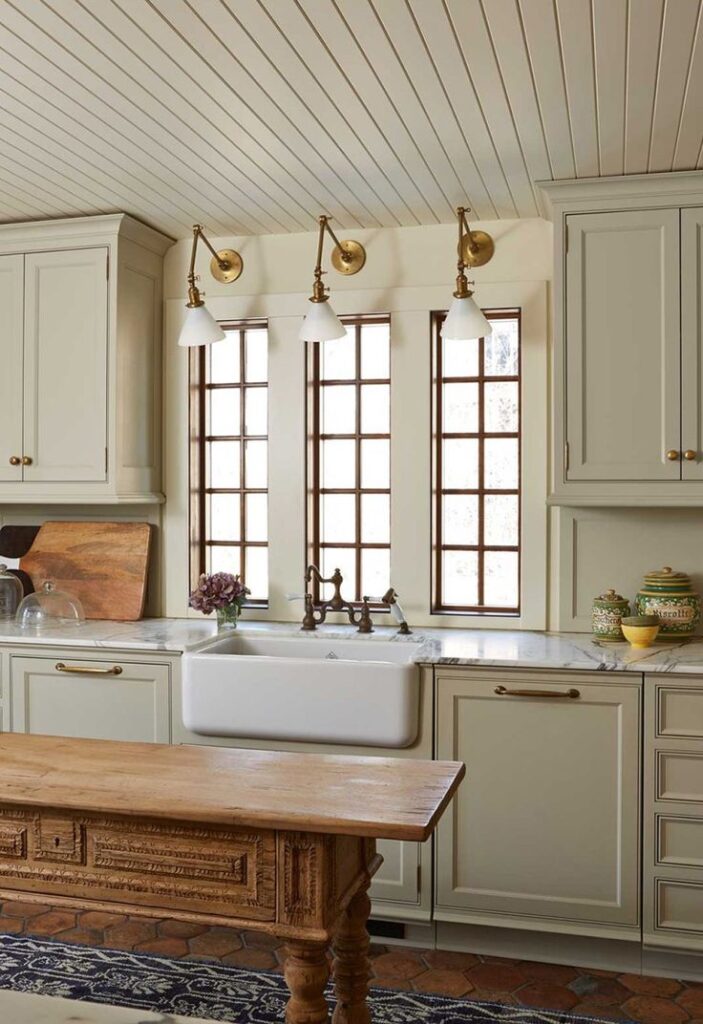 30 Best Modern Farmhouse Kitchens for 2023 Nikki's Plate