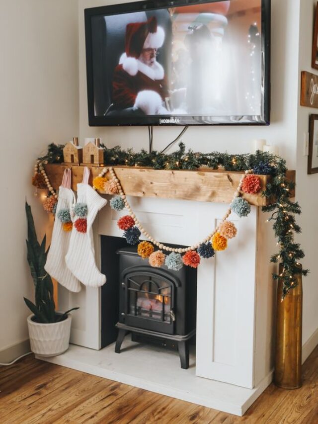 Boho Christmas Decor Ideas; here is a list of over 50 boho Christmas decorations, boho ornaments and boho Christmas designs!