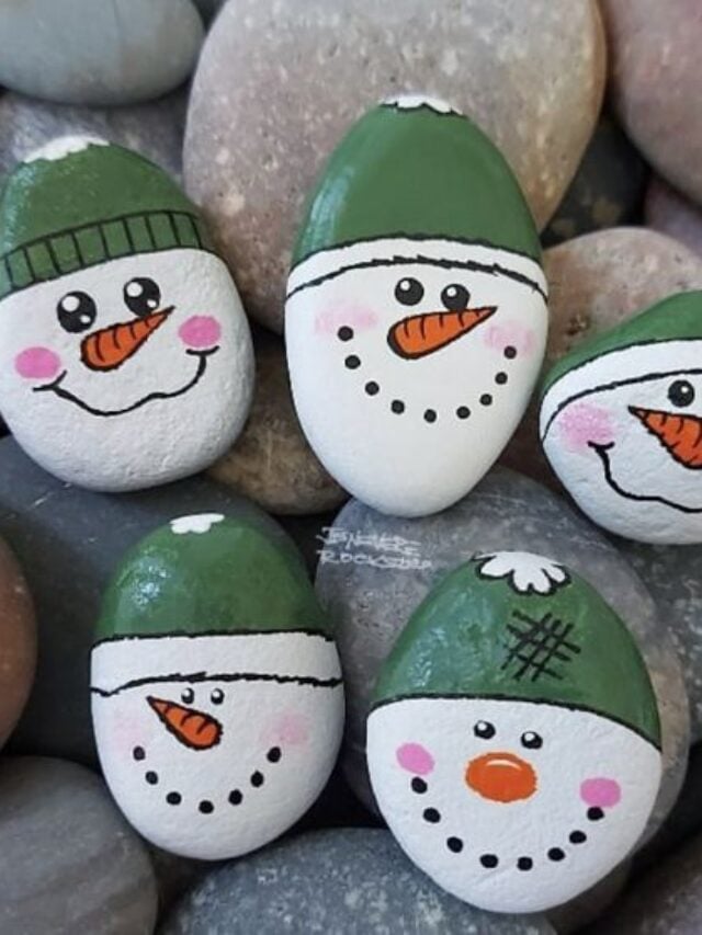 Christmas Rock Painting Ideas 17