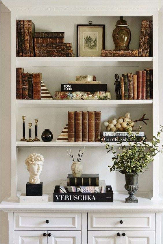 Beautiful Shelf Styling Ideas; If you want to spice up your bookshelves or display cases, these 30 photos will surely spark some decorating inspiration!