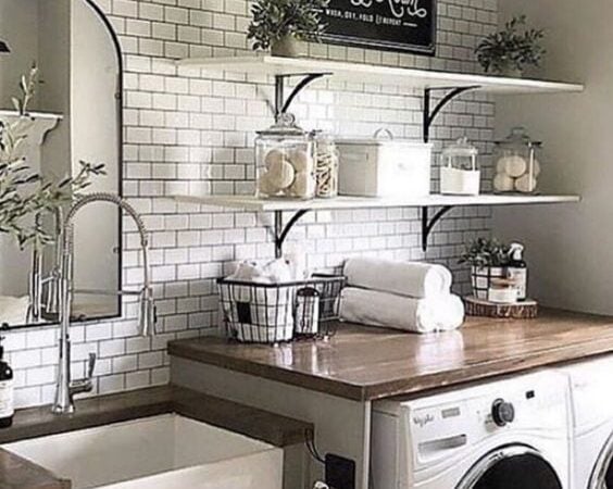 Farmhouse Laundry Room Ideas; here are farmhouse laundry room decor ideas, farmhouse laundry room ideas, and stunning modern farmhouse laundry room ideas!