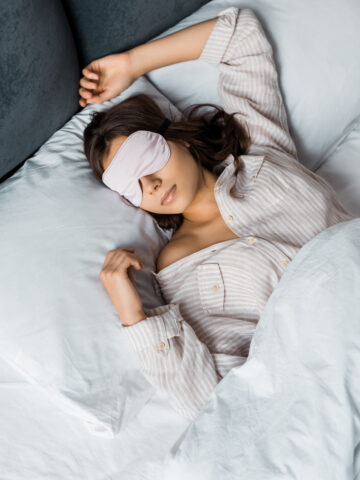 5 Easy Steps to Getting a Better Night's Sleep; the importance of sleep, sleep tips, how to improve your sleep and sleep quality!
