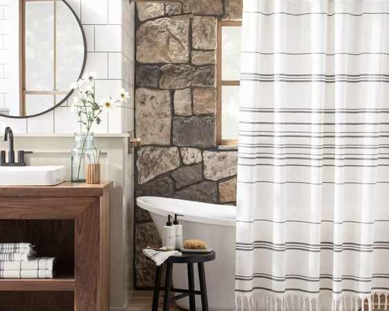 Farmhouse Shower Curtain Ideas; Farmhouse shower curtains are a great way to bring country life into your bathroom. Here are Farmhouse style shower curtains for your own bathroom!