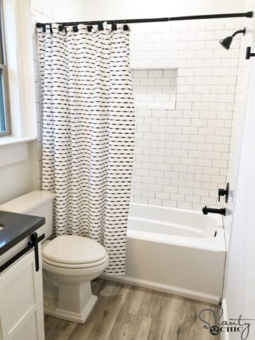 20 Perfect Farmhouse Shower Curtain Ideas - Nikki's Plate