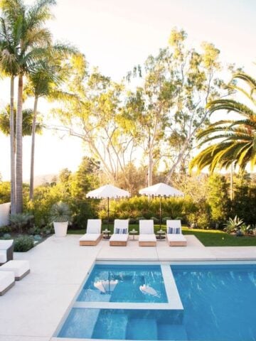 How to Create a Beautiful Backyard Pool Oasis; tips for building beautiful backyard swimming pool designs and with ideas.