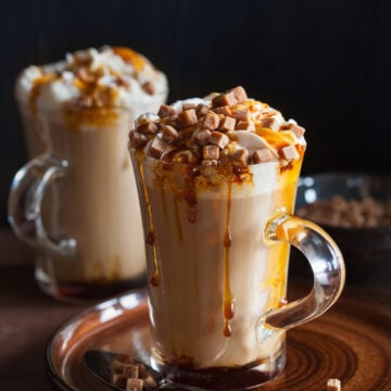 Indulge in a guilt-free Caramel Nonfat Latte with this easy-to-follow recipe. Made with sugar-free caramel syrup and nonfat milk, this delicious healthier latte is perfect for satisfying your sweet tooth.