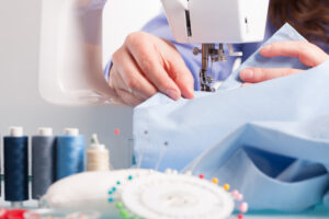 Fashionable Home Decor: Sewing Machine and Clothes Wax Projects for Unique Textile Accents