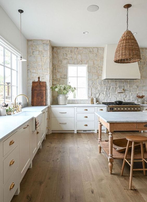 European farmhouse kitchen designs are becoming increasingly popular for homeowners who want to achieve a rustic, cozy, and inviting aesthetic in their homes. Inspired by the warm and welcoming farmhouses found in rural European communities, these designs boast a timeless quality that is both elegant and practical.