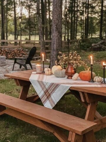 Discover the hottest trends for fall decor in 2023. From bold jewel tones to rustic accents, this blog post explores the top 10 ways to elevate your autumn ambiance and create a stylish retreat in your home for the upcoming season. Stay ahead of the curve and infuse your space with the latest fall decor trends.