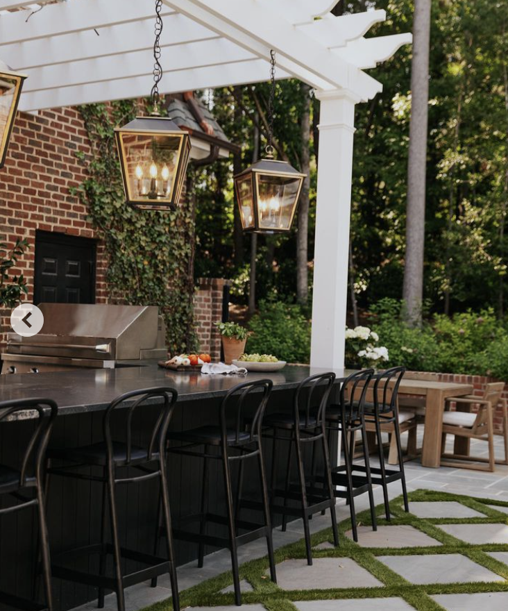 Improve your outdoor cooking and dining area into a culinary oasis with these 13 essential tips. Upgrade your space and bring out your inner grill master with these practical suggestions.