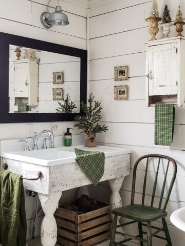 30 Christmas Bathroom Decor Ideas to Try This Season - Get into the festive spirit with these Christmas bathroom decor ideas! Discover unique and budget-friendly tips to transform your bathroom into a winter wonderland, bringing all the Christmas cheer right into your home!