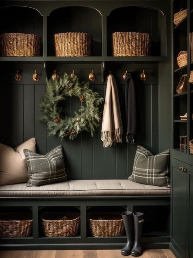 20+ STUNNING DARK GREEN MUDROOMS