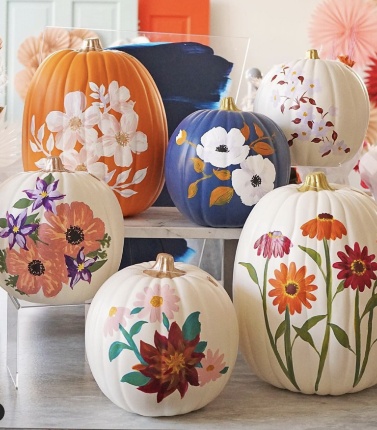 10 Best Ways to Include Pumpkins in Your Decor This Fall