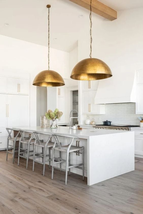 Discover inspiring pendant lighting ideas for your kitchen island in this detailed blog post. From elegant singles to statement trios and more, find the perfect lighting to elevate your kitchen's style and functionality.