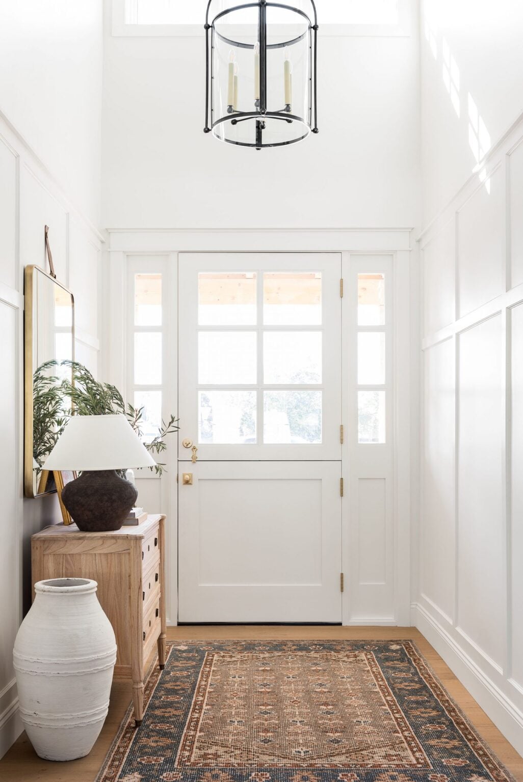 15 Best Studio McGee Entryway Ideas You’ll Want to Copy