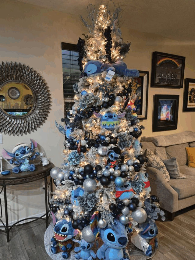 20 CUTE STITCH CHRISTMAS TREE IDEAS