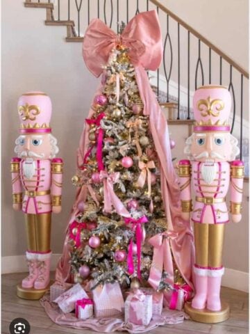 Pink Christmas Aesthetic Ideas